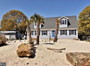 105 Loughlin Dr, Ocean View, DE 19970