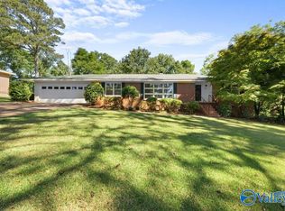 2424 Scenic Dr, Gadsden, AL 35904