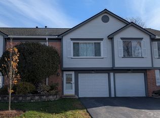 27W210 Providence Ln, Winfield, IL 60190