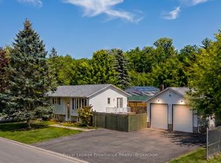 115 Nicholas St, Quinte West, ON K8V 6E8