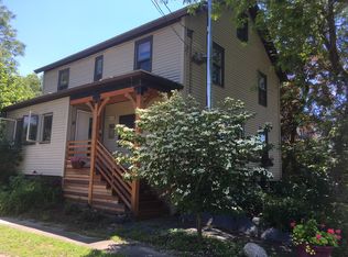 41 Valley St, Northampton, MA 01060