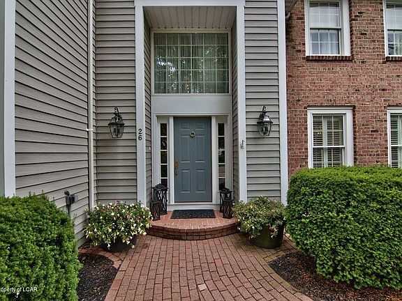 3rd image of 26 Orchard Ln