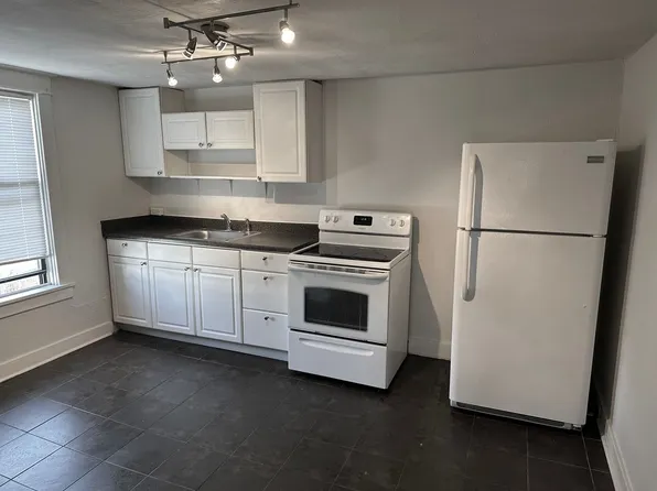 529 Walnut Street, 529 Walnut St APT B, Vandergrift, PA 15690