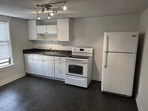 529 Walnut St Photo 1