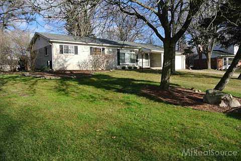 2nd image of 25674 Chapelweigh Dr