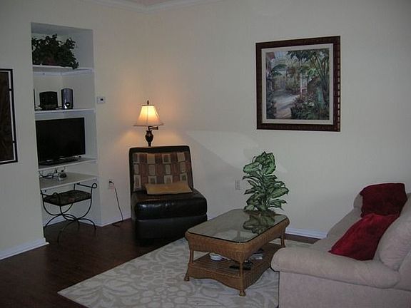 2nd image of 5551 Bentgrass Dr Unit 106