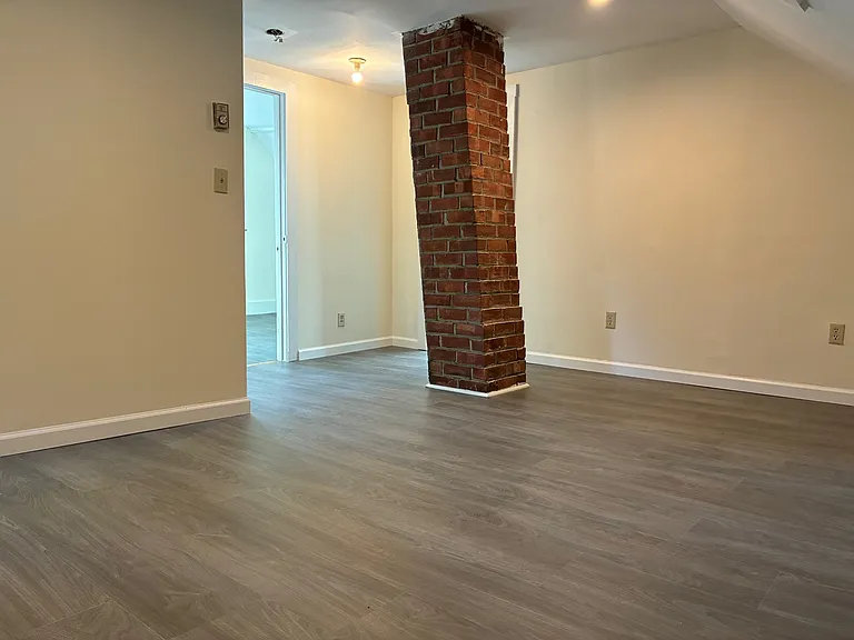 13 Maple Ave — Photo 15