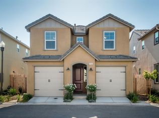 1343 Joy Dr, Clovis, CA 93619