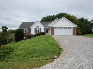 125 Mockingbird Cir, Bedford, VA 24523