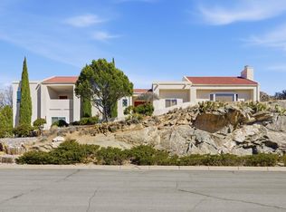 900 Piedra Larga Pl NE, Albuquerque, NM 87123