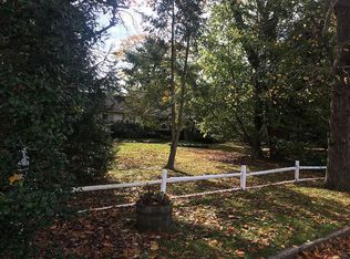 34 Shadowbrook Rd, Shrewsbury, NJ 07702