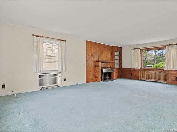 2nd image of 50 Kane Ave