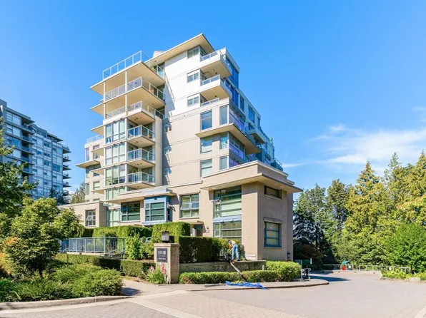 9232 University Cres #603, Burnaby, BC V5A 0A3