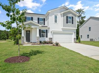 28 Kingsford Lane, Fuquay Varina, NC 27526