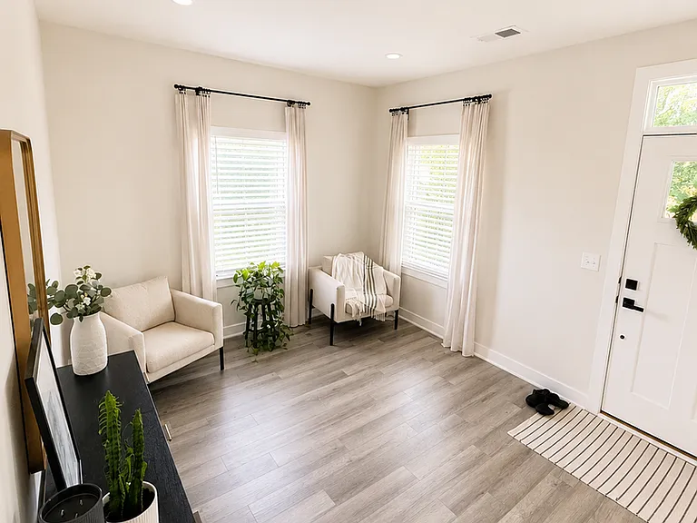 107 Tonkawa Way — Photo 3