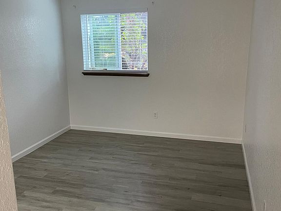 4th image of 10021 SE 235th Pl APT B106