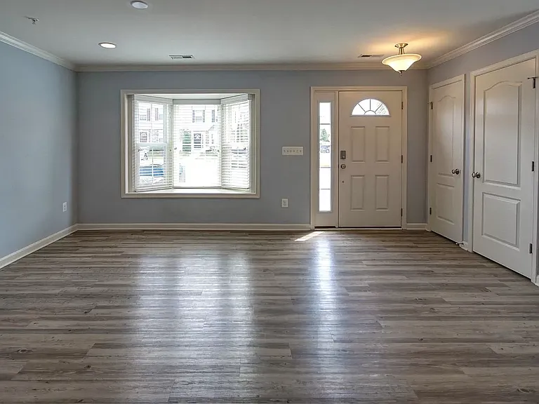 1828 Cassandra Dr #152 — Photo 4