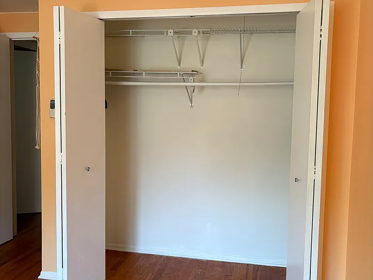542 Terrace Ln — Photo 16