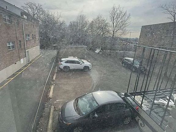 2nd image of 17 Teaneck Rd APT 2A