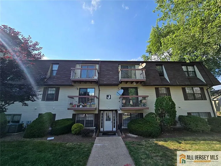 138 Orlando St #138 — Photo 11