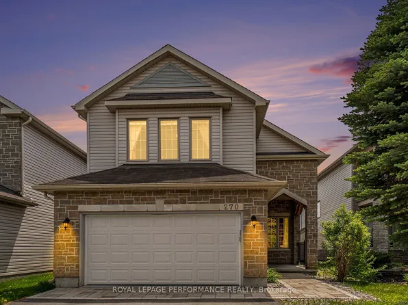 270 Trail Side Cir, Ottawa, ON K4A 5B1