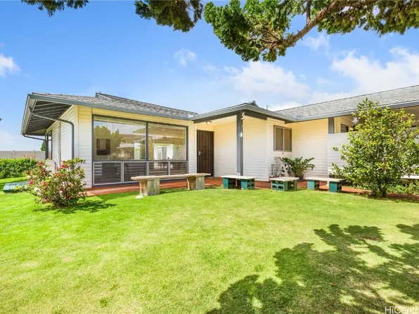 98-576 Puailima St, Aiea, HI 96701