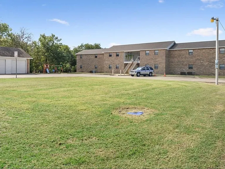 317 N Katy Rd #202 — Photo 17