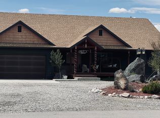 420 E Circle Dr, Thayne, WY 83127