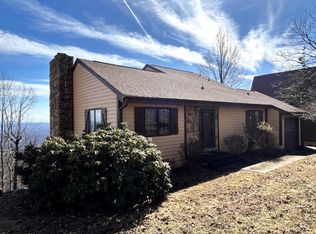 749 Cascade Trl, Fancy Gap, VA 24328