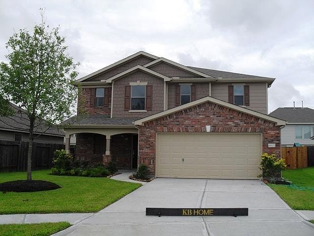 2nd image of 4835 Mosaic Canyon Ct