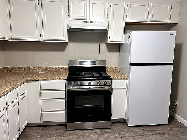 506 W Worley St — Photo 3