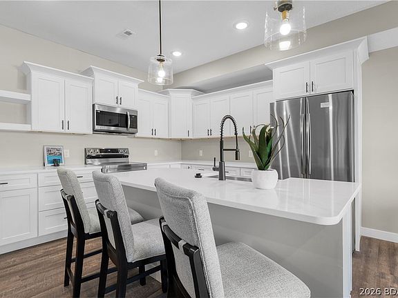3rd image of 104 Sierra Bay Dr #2D