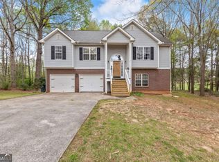 1303 Post Oak Ct, Winder, GA 30680