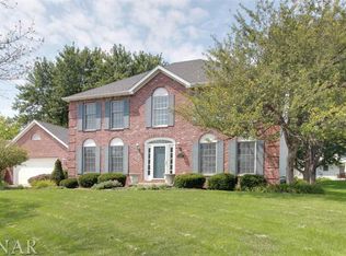 4 Red Stone Ct, Bloomington, IL