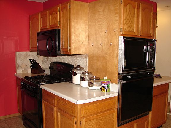 3rd image of 1034 Landon Ave