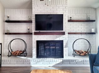 10006 Charmont Rd, La Porte, TX 77571