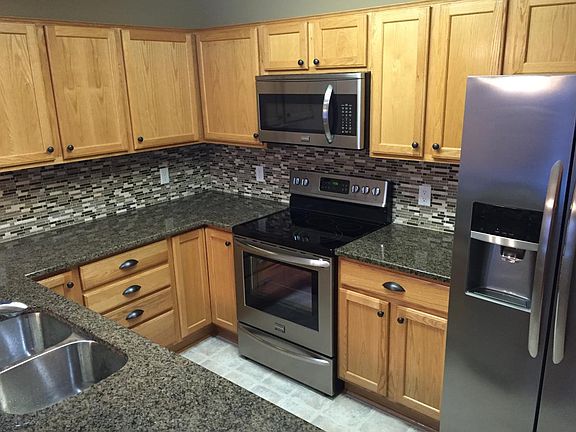3rd image of 356 Brickyard Dr