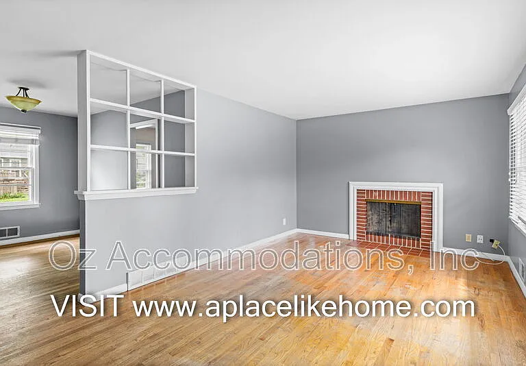 8810 Benson St — Photo 8