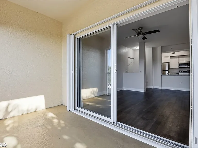 6321 Aragon Way #306 — Photo 23