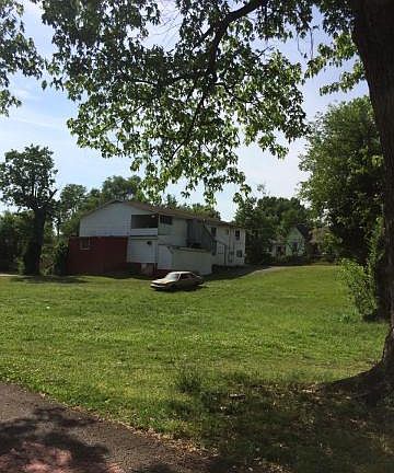 4th image of 1330 Jourolman Ave