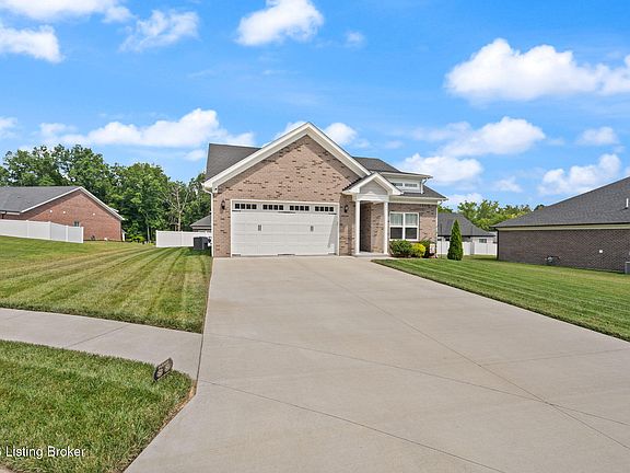 2nd image of 908 Audobon Ct