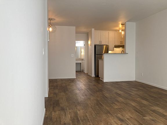 2nd image of 3911 Jewell St APT Q