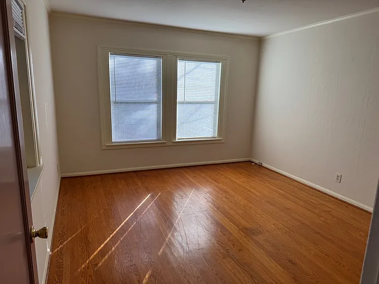 7640 Healdsburg Ave — Photo 22