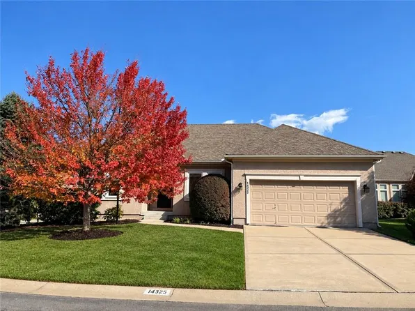 14325 Manor Ct, Leawood, KS 66224