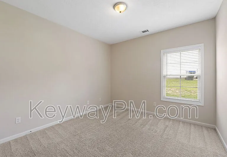 335 Koweta Way — Photo 19