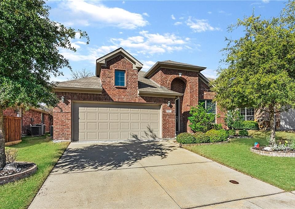 1st image of 2412 Barranca Dr