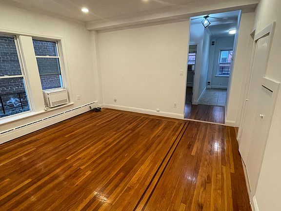 3rd image of 25-35 32nd St #1