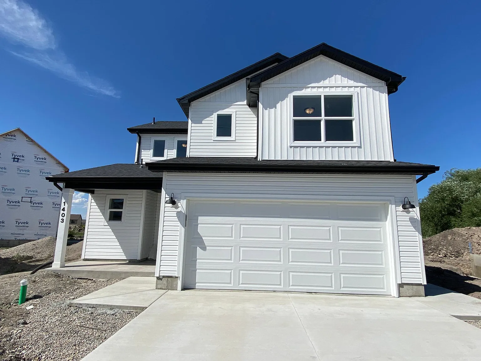 3 bed, 2.5 bath, 1500 sqft, $1,850 — Photo 1