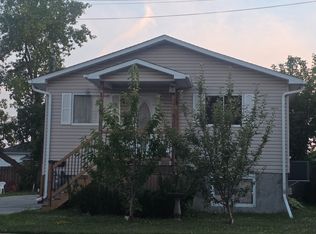 1418 Cumberland St, Cornwall, ON K6J 4K7