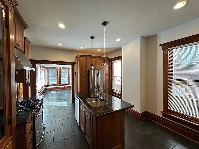 1023 Neil Ave — Photo 8
